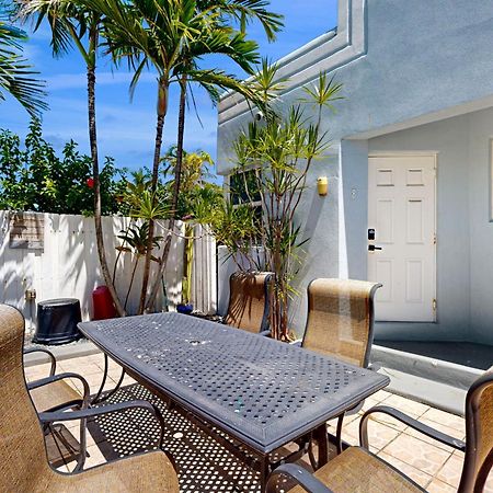 Pastel Dream Villa Hollywood Exterior photo