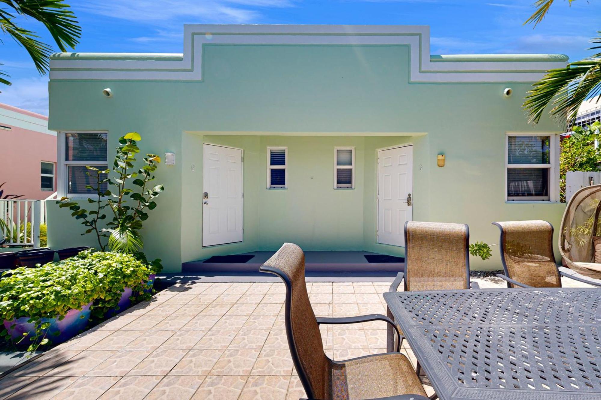 Pastel Dream Villa Hollywood Exterior photo